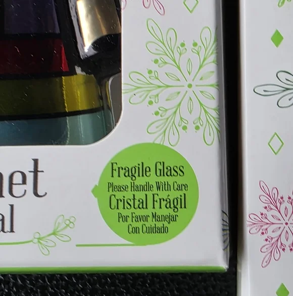 New Dolly Parton Christmas Ornament Bundle coat of many colors and pink guitar - Picture 5 of 6